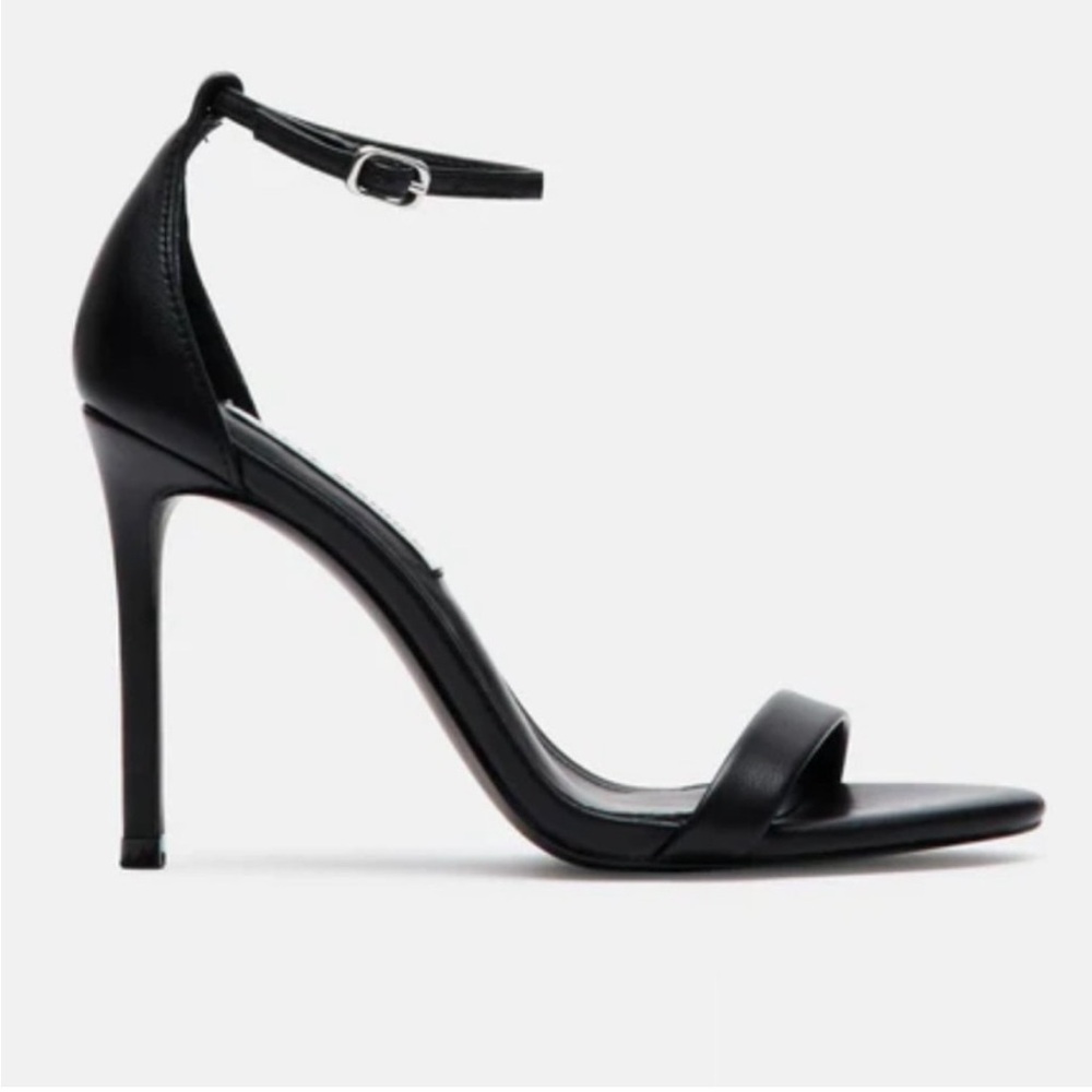 Steve Madden Heel Tecy size 7.5